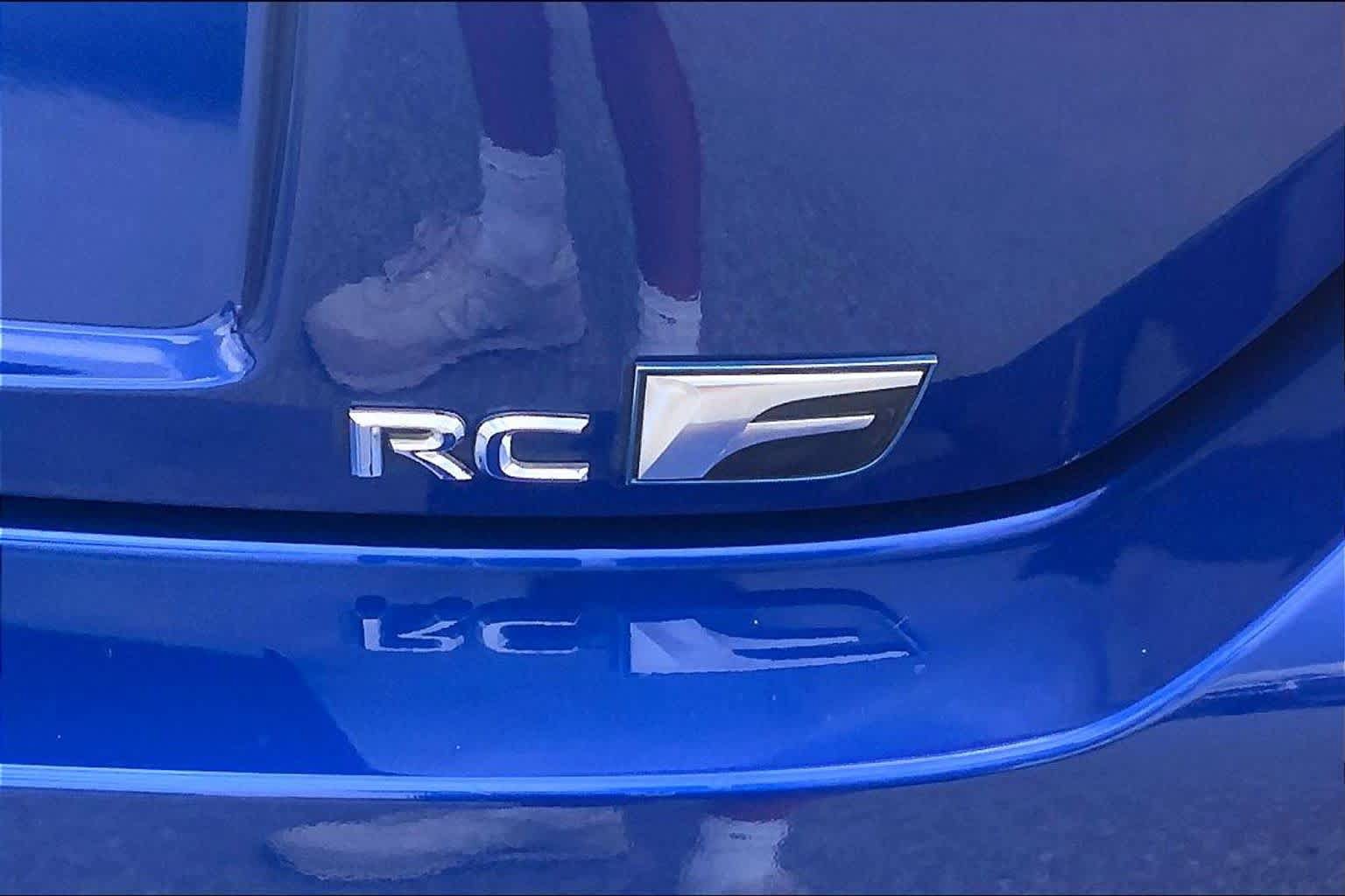 Used 2015 Lexus RC F w/ Performance Package RWD image 10