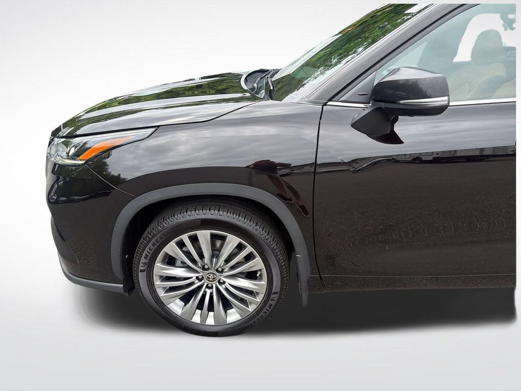Used 2021 Toyota Highlander Platinum AWD/4WD image 29