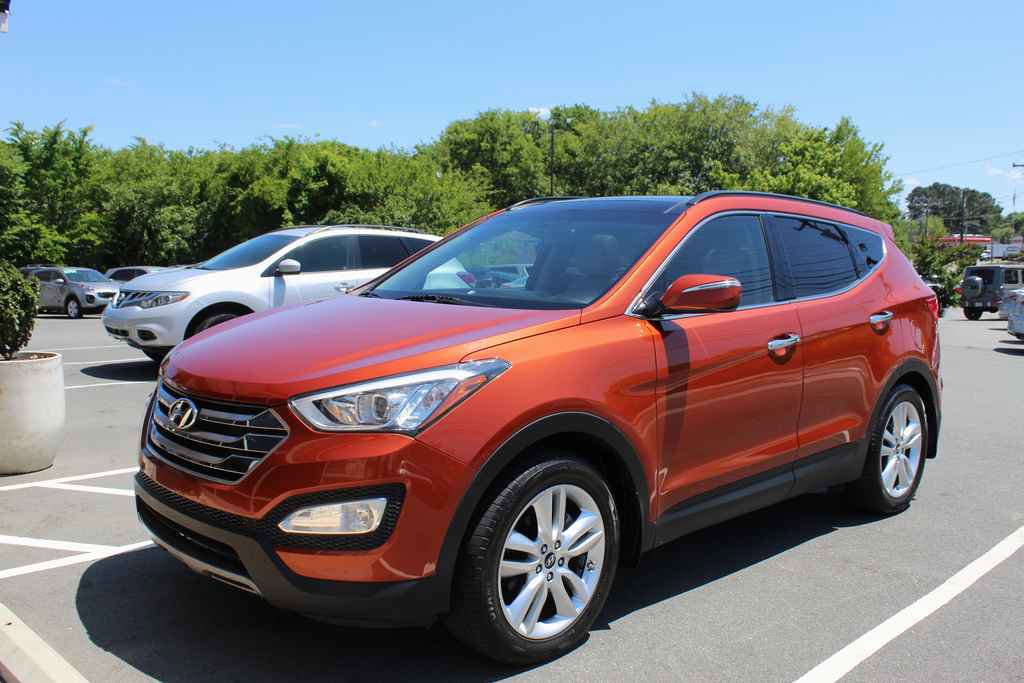 Used 2015 Hyundai Santa Fe Sport 2.0T w/ Option Group 05 FWD image 1