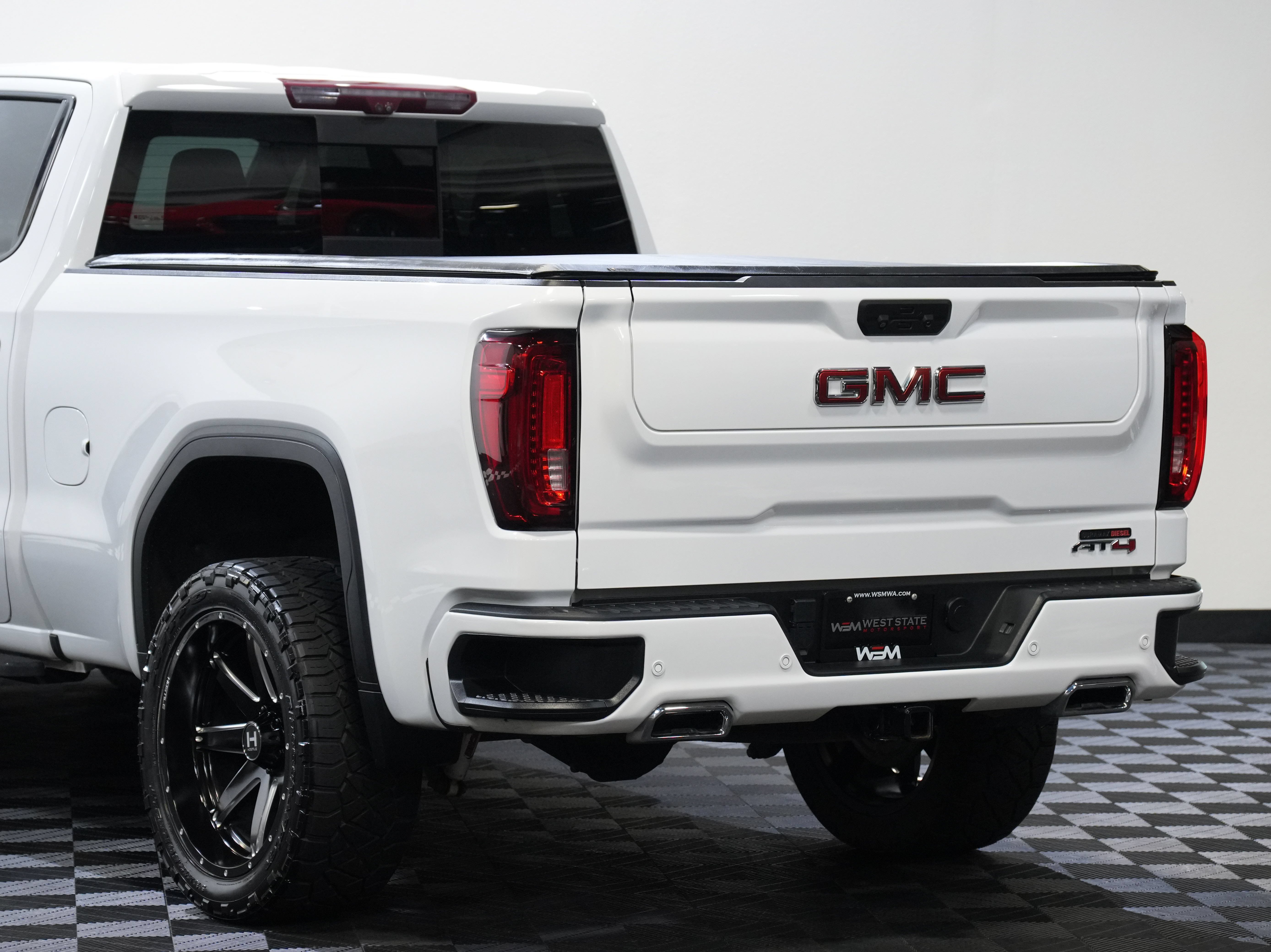 Used 2022 GMC Sierra 1500 AT4 w/ AT4 Premium Package AWD/4WD image 15