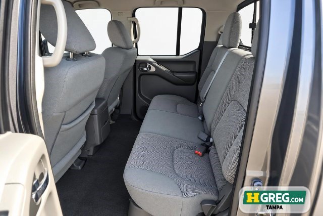 Used 2020 Nissan Frontier SV w/ Midnight Edition Floor Mats RWD image 12