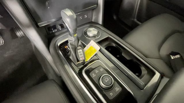 Used 2024 Nissan Armada SV w/ Cargo Package AWD/4WD image 26