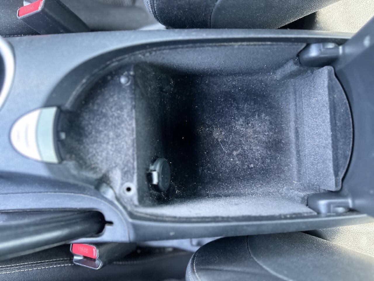 Used 2014 Nissan 370Z Coupe RWD image 23