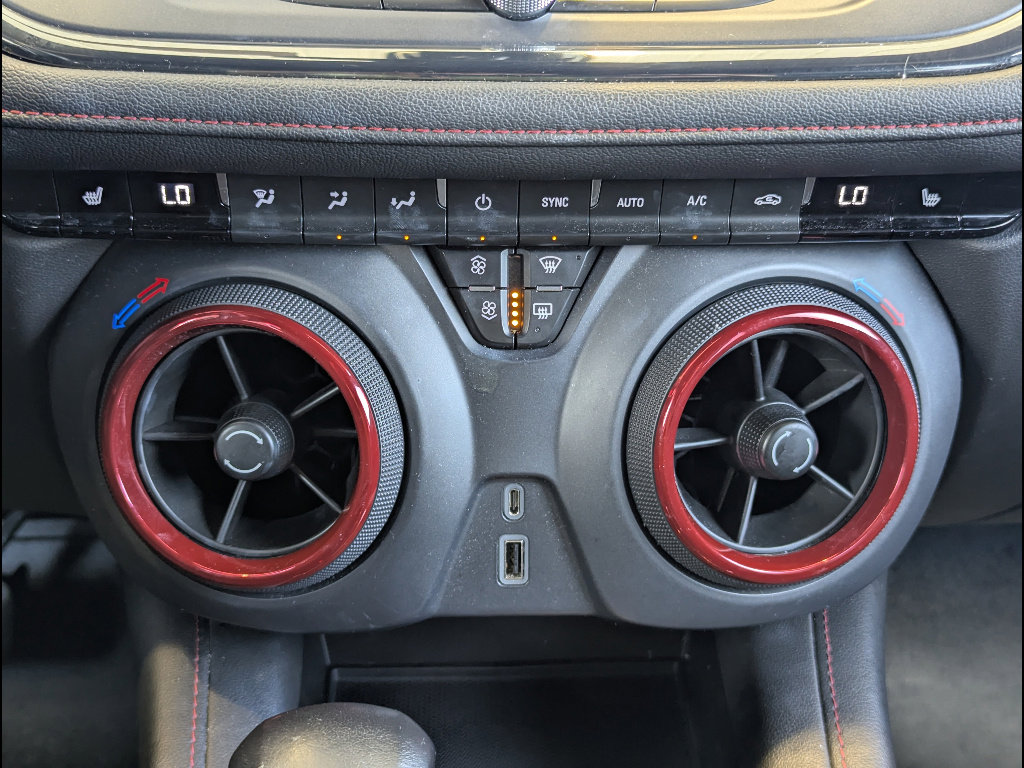 Used 2021 Chevrolet Blazer RS image 35