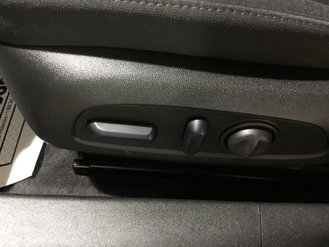 Used 2023 Chevrolet Malibu LT image 27