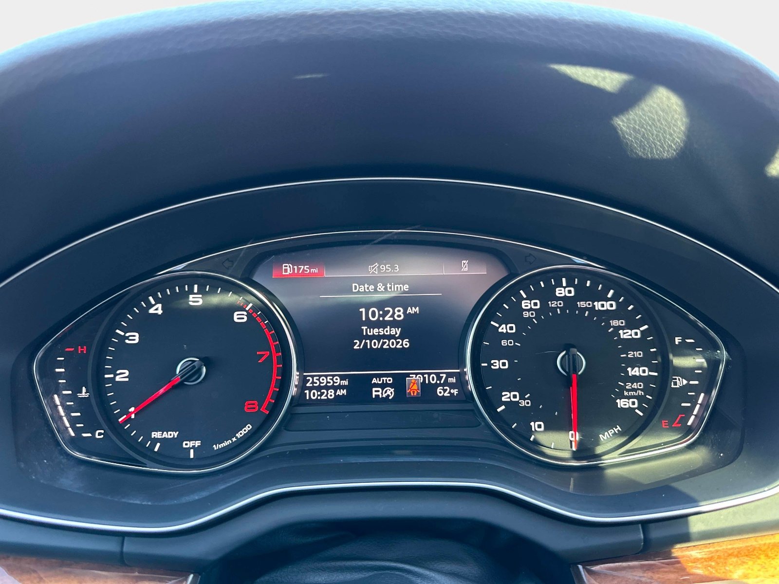 Used 2023 Audi Q5 2.0T Premium w/ Convenience Package image 29