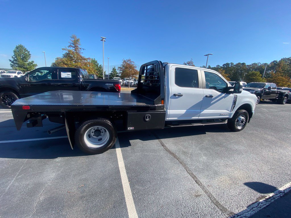 New 2026 Ford F350 XL w/ XL Chrome Package AWD/4WD image 8