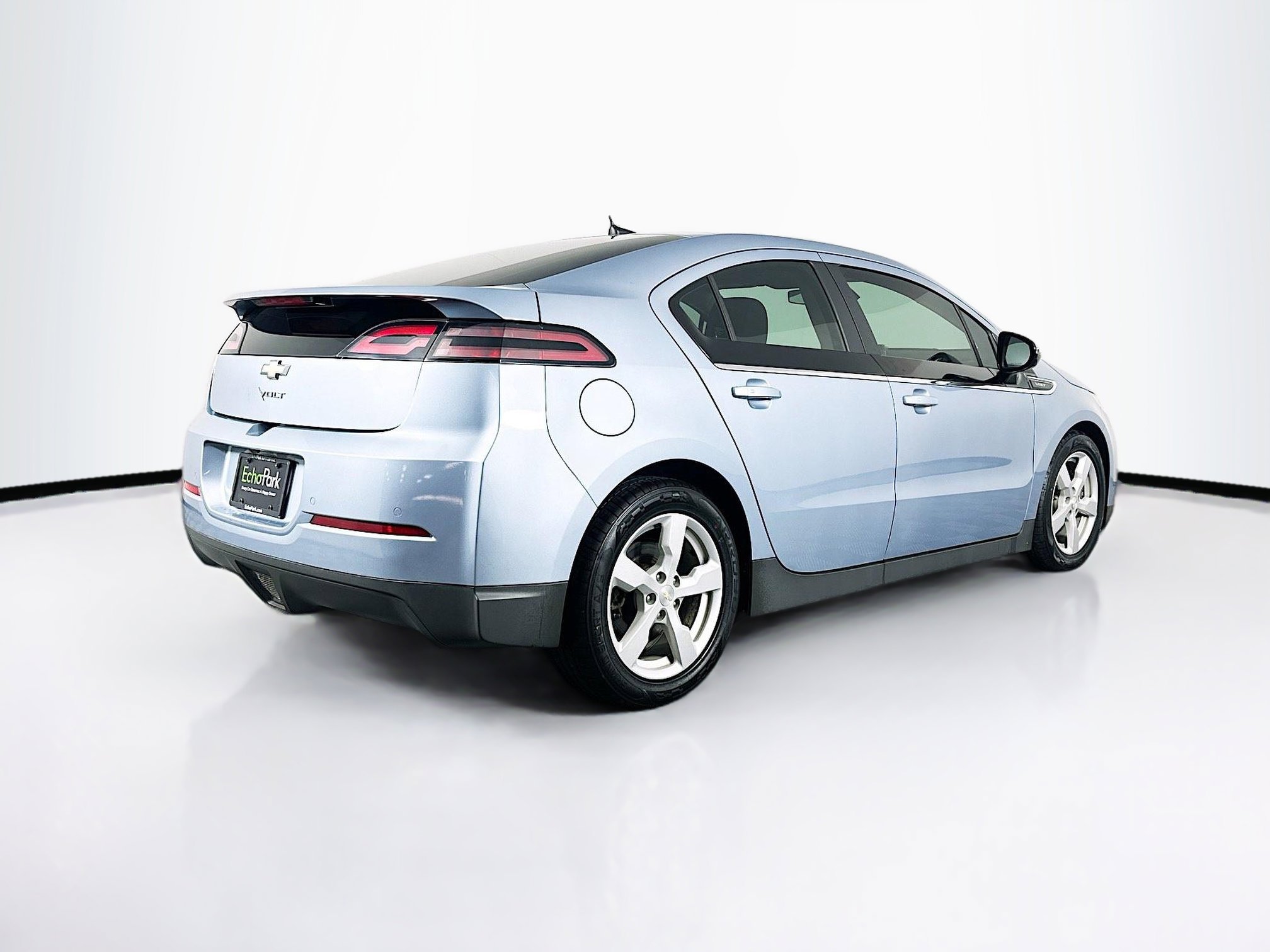 Used 2013 Chevrolet Volt w/ Enhanced Safety Package 2 image 9