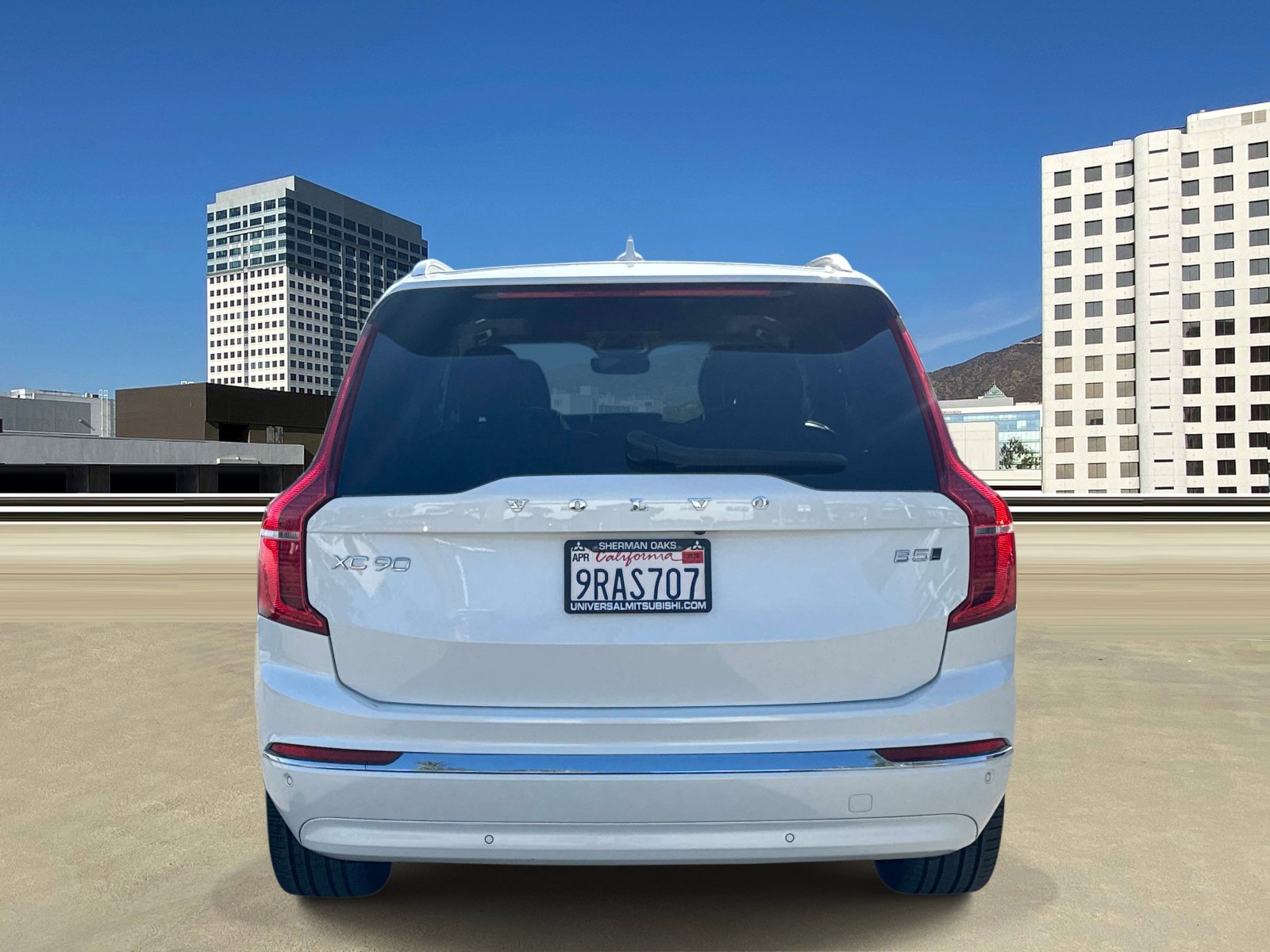 Used 2024 Volvo XC90 B5 Plus AWD/4WD image 4