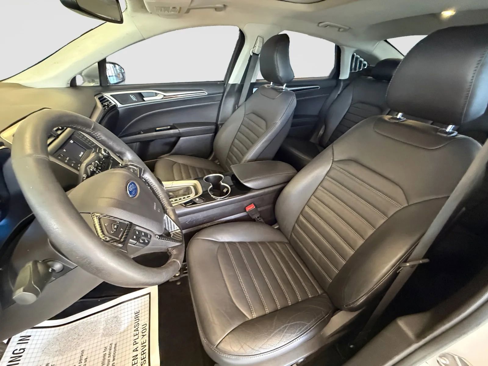 Used 2016 Ford Fusion SE w/ Equipment Group 202A image 46