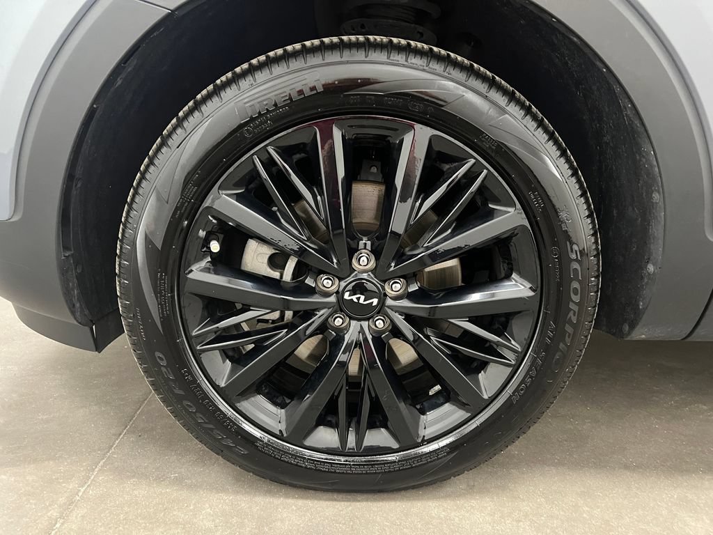 Used 2022 Kia Telluride SX FWD image 31