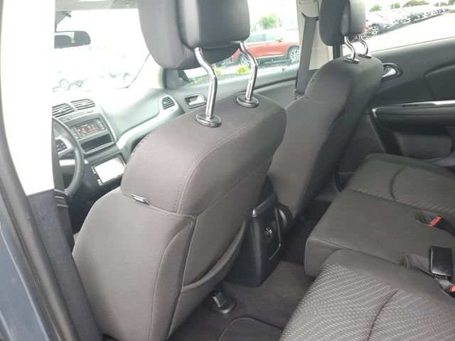 Used 2018 Dodge Journey SXT w/ Connectivity Group FWD image 15