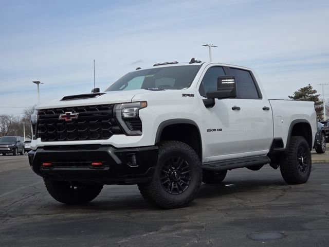 New 2025 Chevrolet Silverado 2500 ZR2 w/ Technology Package image 2