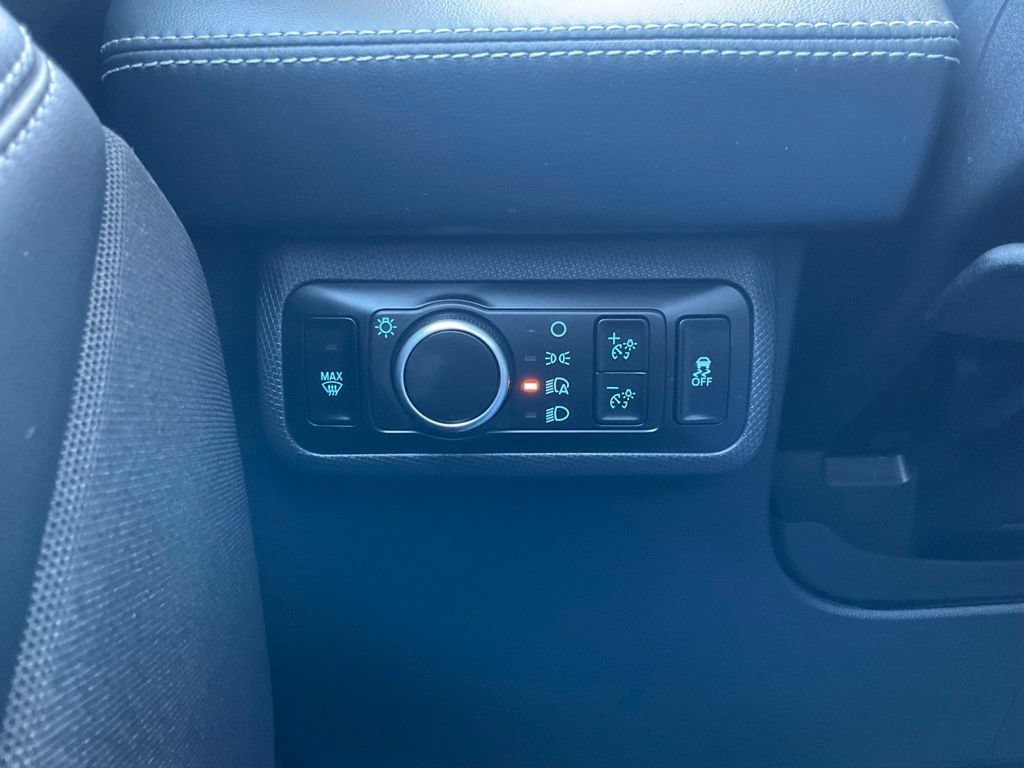 Used 2023 Ford Mustang Mach-E Select w/ Comfort Package Lite RWD image 40
