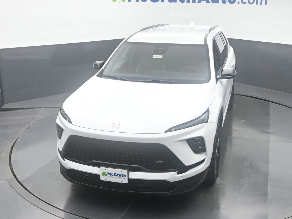 New 2026 Buick Enclave Sport Touring w/ Super Cruise Package image 23