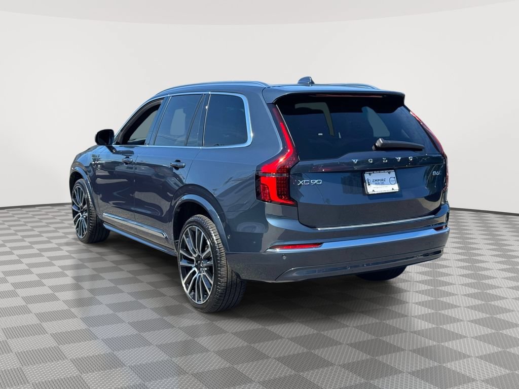 Used 2026 Volvo XC90 B6 Plus w/ Protection Package Premier AWD/4WD image 5