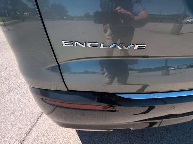 Used 2023 Buick Enclave Essence w/ Trailering Package, 5000 lbs. FWD image 8