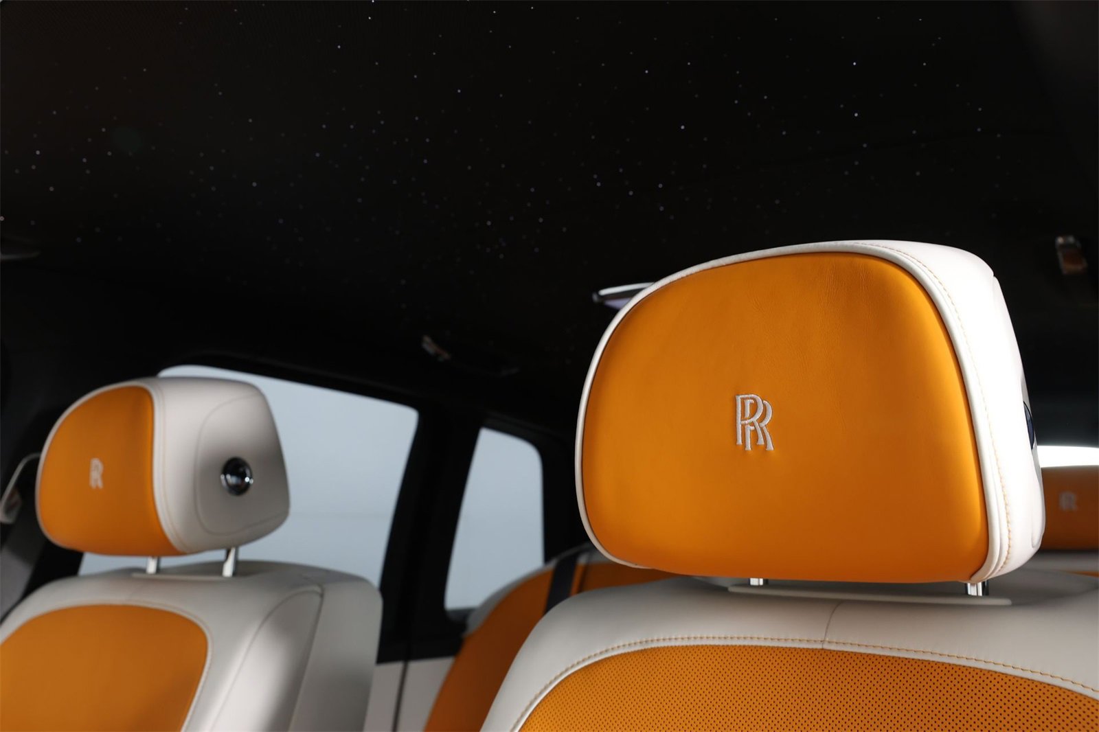 New 2026 Rolls-Royce Cullinan image 34