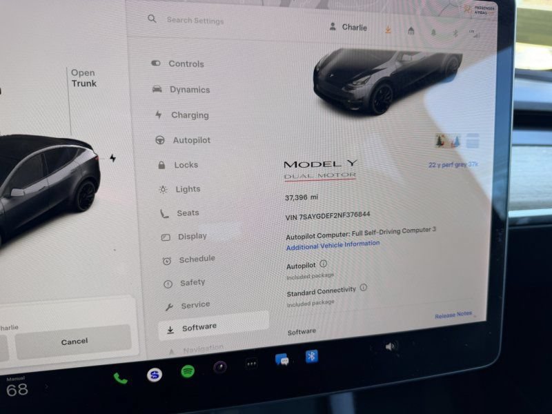 Used 2022 Tesla Model Y Performance AWD/4WD image 15