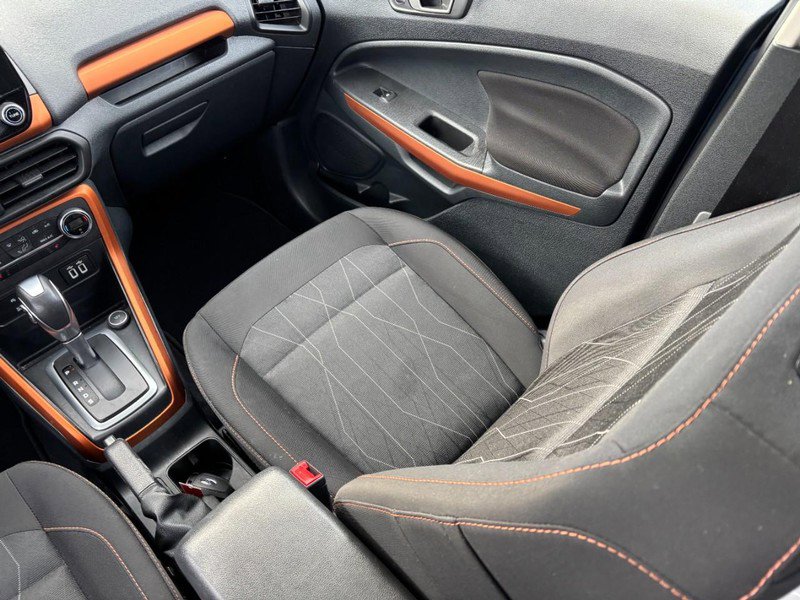 Used 2021 Ford EcoSport SE w/ SE Appearance Package image 16