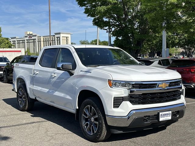 Used 2022 Chevrolet Silverado 1500 LT AWD/4WD image 1