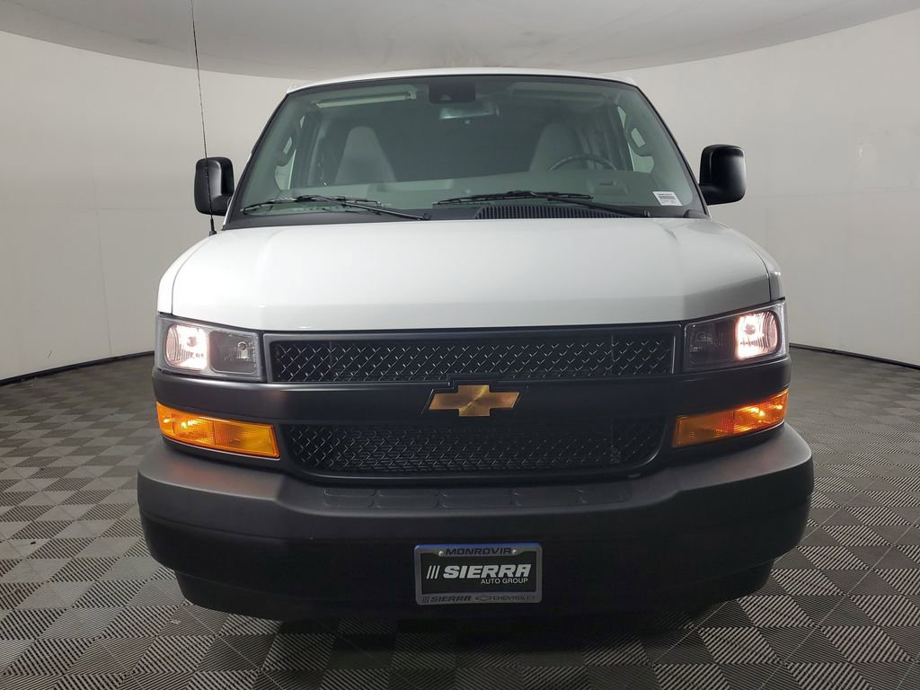 New 2026 Chevrolet Express 2500 w/ Driver Convenience Package RWD image 9