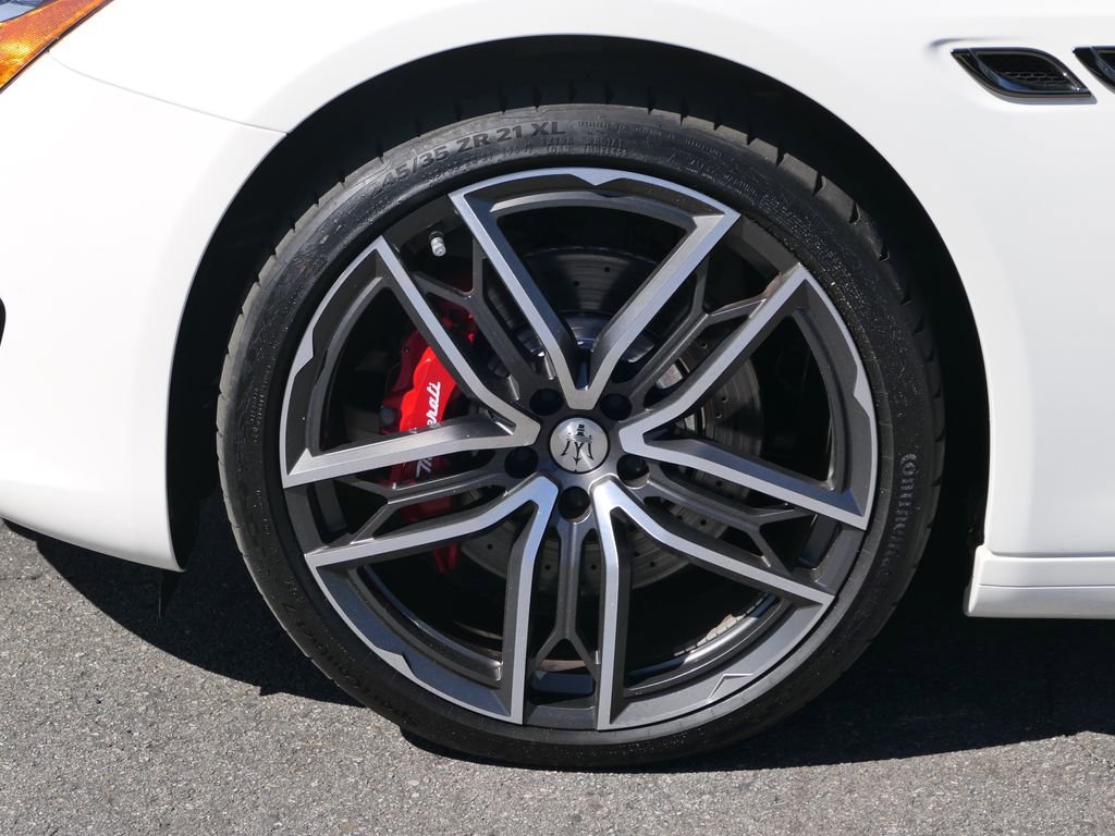 Used 2024 Maserati Quattroporte Modena Ultima Q4 AWD/4WD image 9