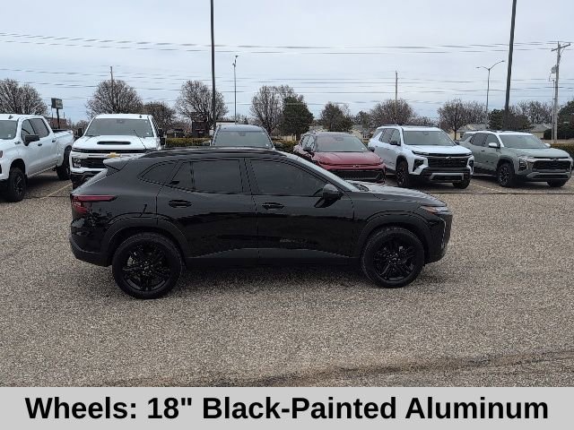 Used 2025 Chevrolet Trax ACTIV w/ Sunroof Package image 16