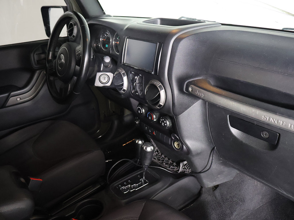 Used 2015 Jeep Wrangler Unlimited Sport w/ Quick Order Package 24S AWD/4WD image 22
