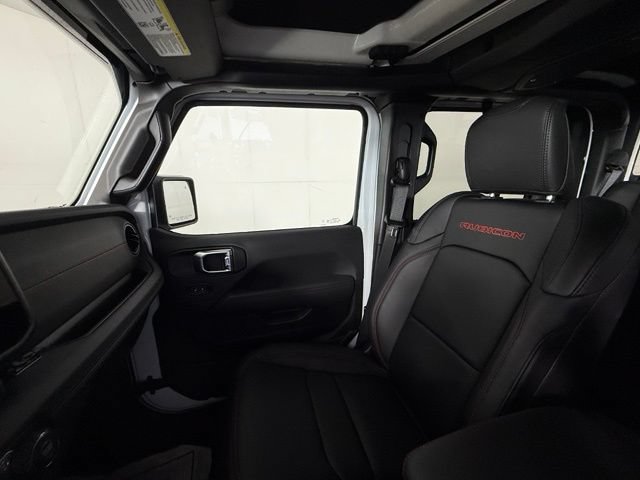 Used 2025 Jeep Gladiator Rubicon AWD/4WD image 18