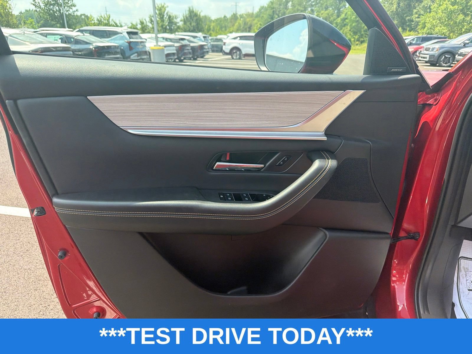 Used 2025 MAZDA CX-70 Plug-In Hybrid w/ Premium Pkg AWD/4WD image 12