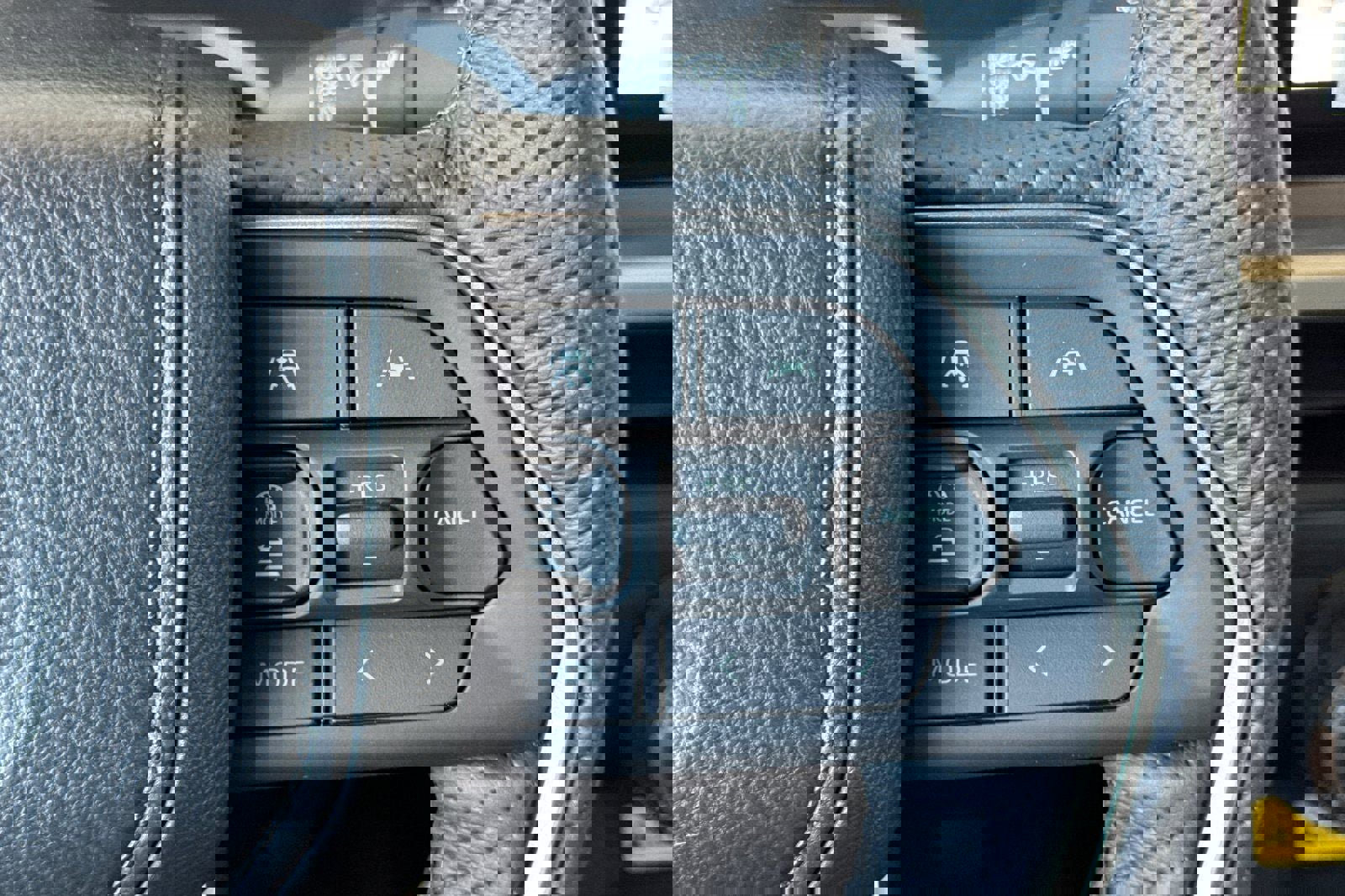 New 2025 Toyota Tacoma TRD Off-Road image 28