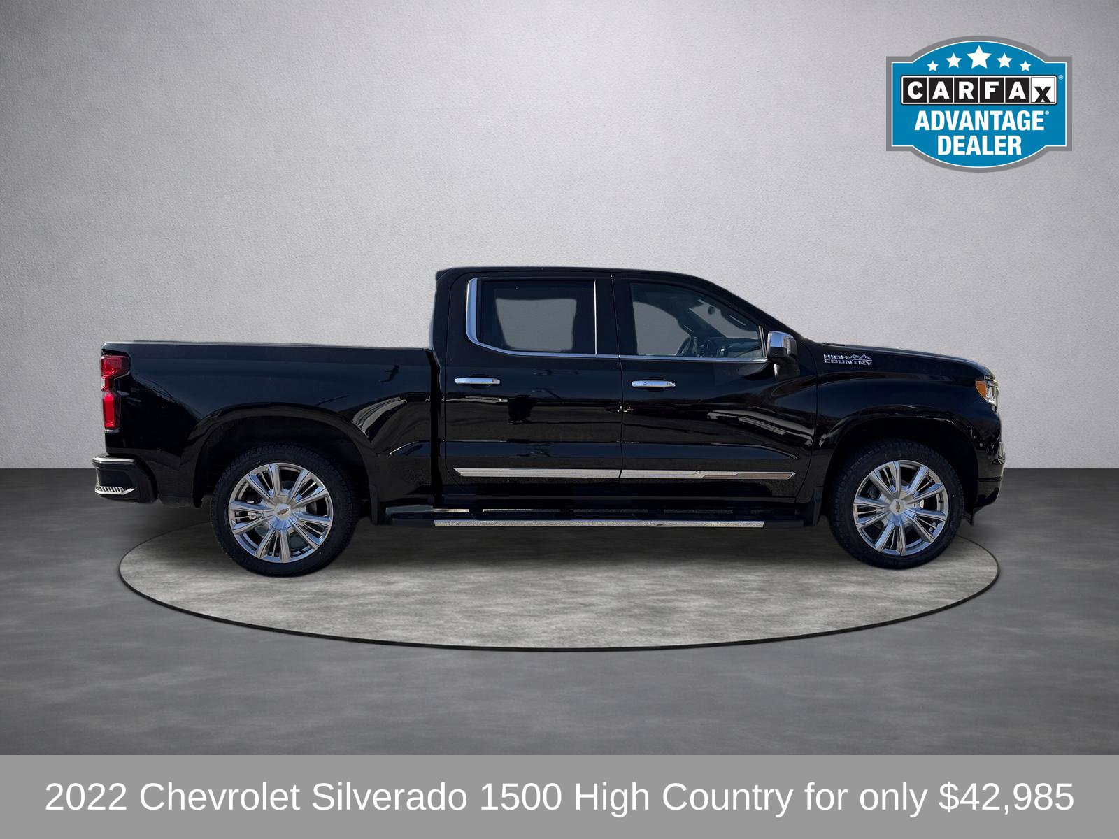 Used 2022 Chevrolet Silverado 1500 High Country w/ High Country Premium Package AWD/4WD image 2