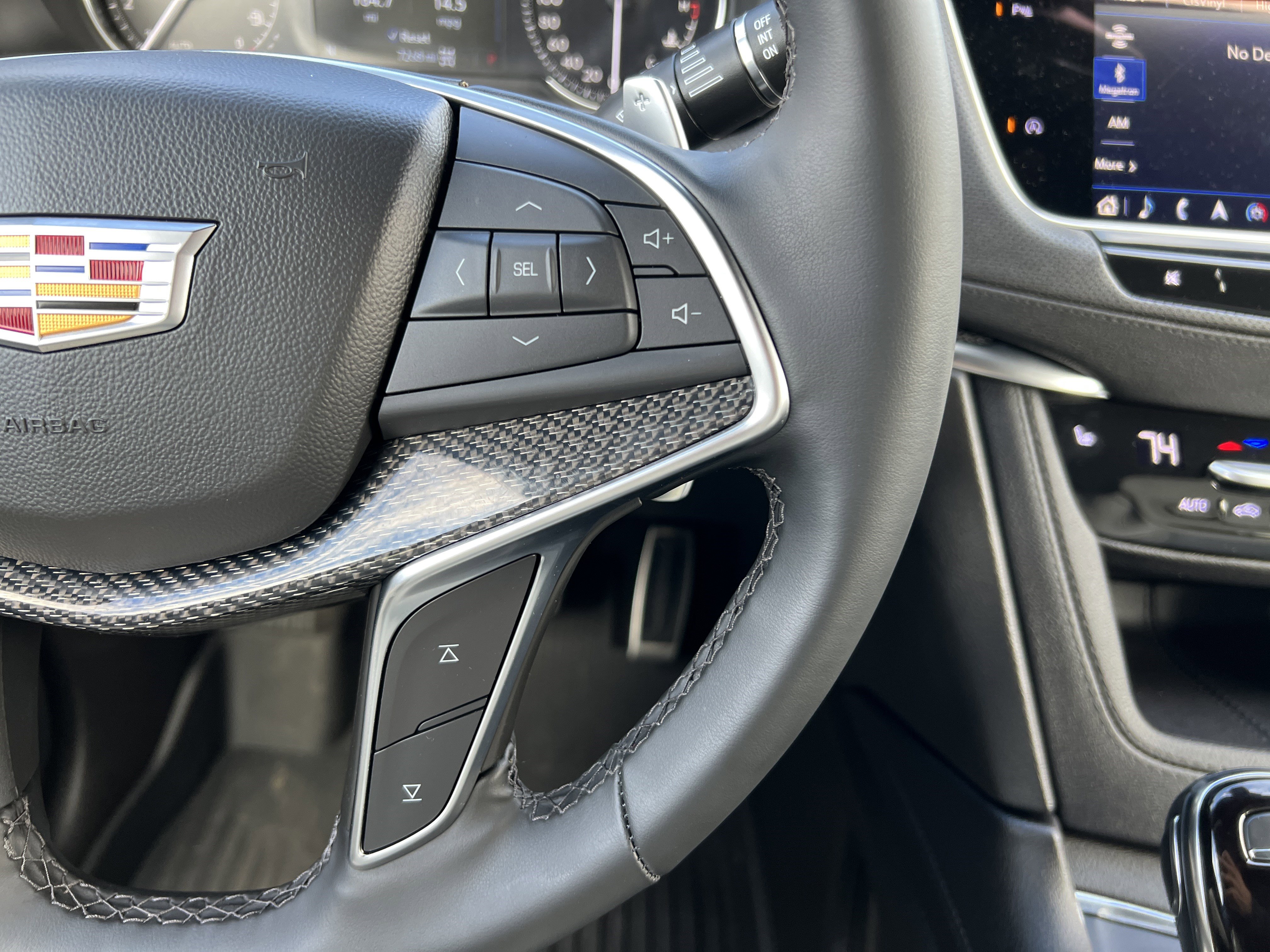 Used 2025 Cadillac XT5 Sportv image 30