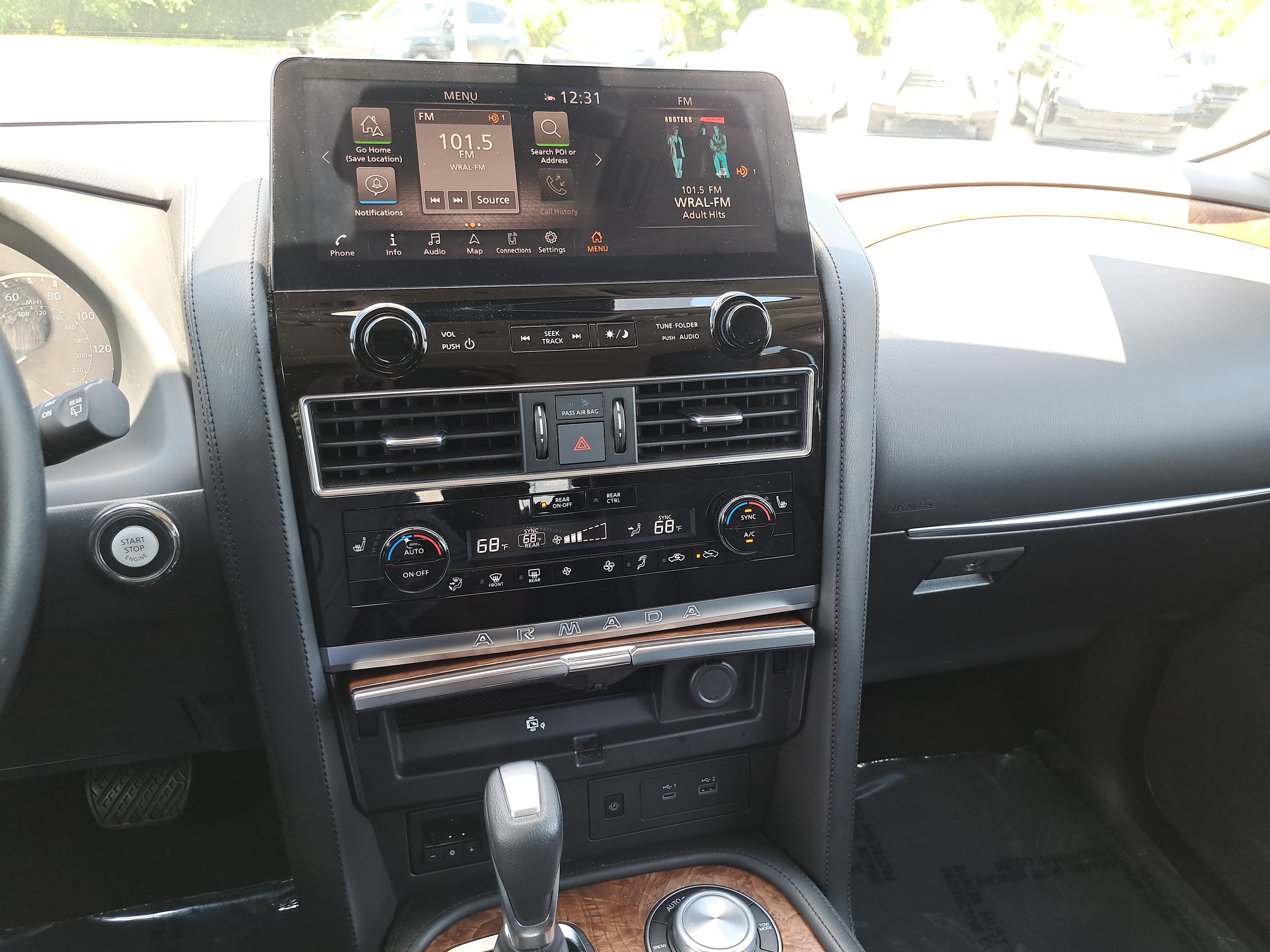 Used 2022 Nissan Armada SL AWD/4WD image 21