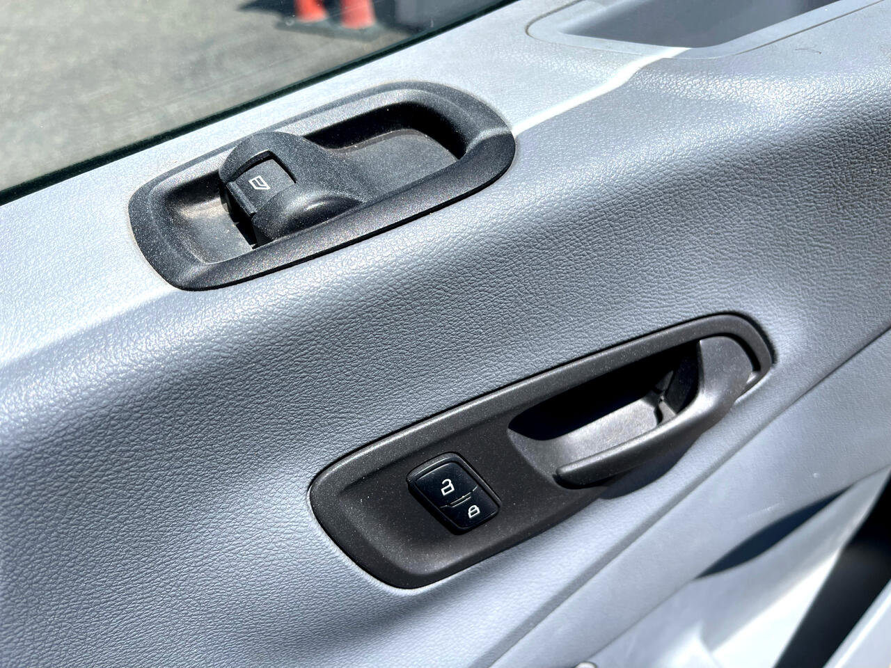 Used 2015 Ford Transit 250 130 Low Roof w/ Exterior Upgrade Package image 17