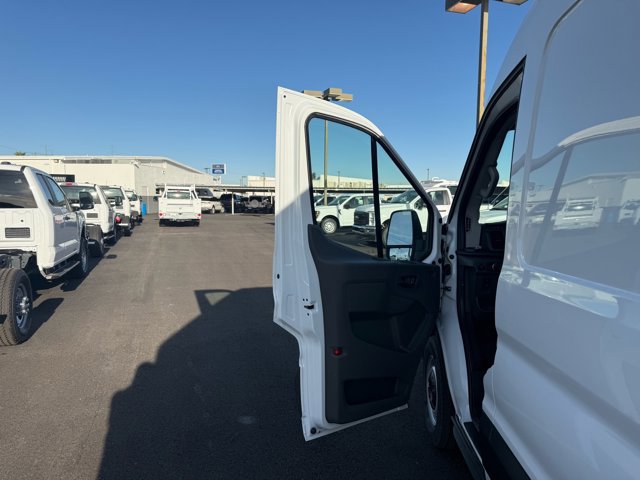 New 2026 Ford Transit 250 148 Medium Roof image 12
