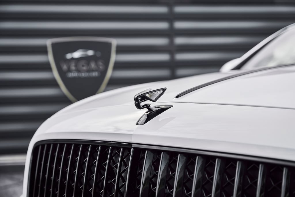 Used 2022 Bentley Flying Spur V8 AWD/4WD image 7