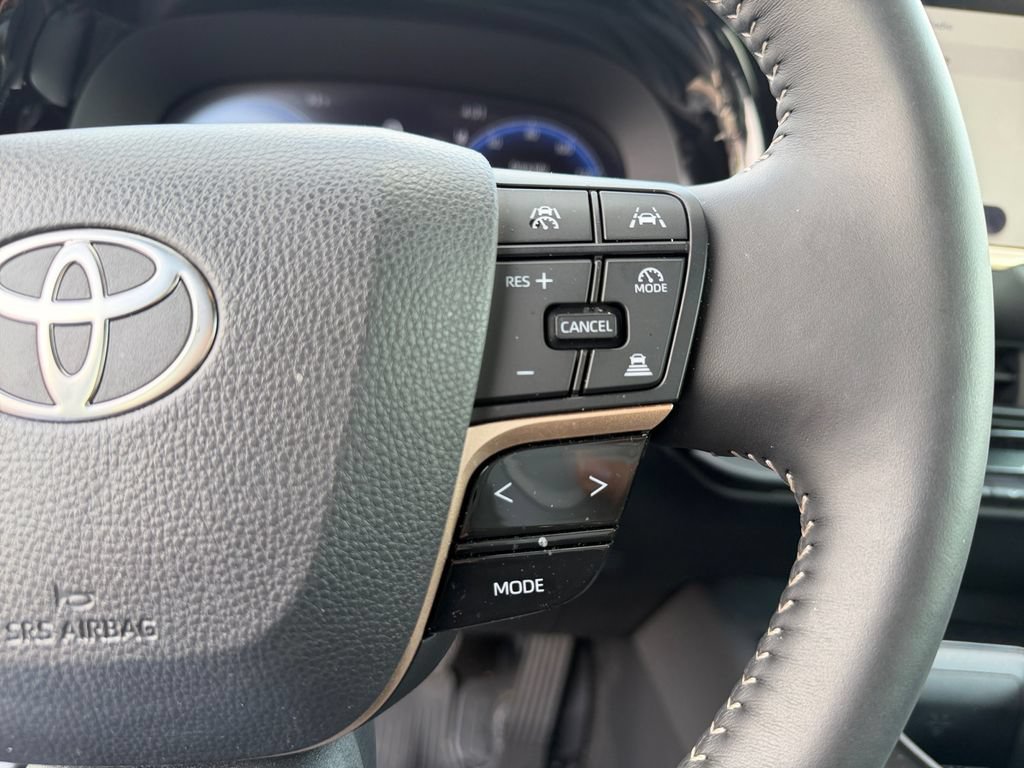 Used 2026 Toyota Crown AWD/4WD image 20