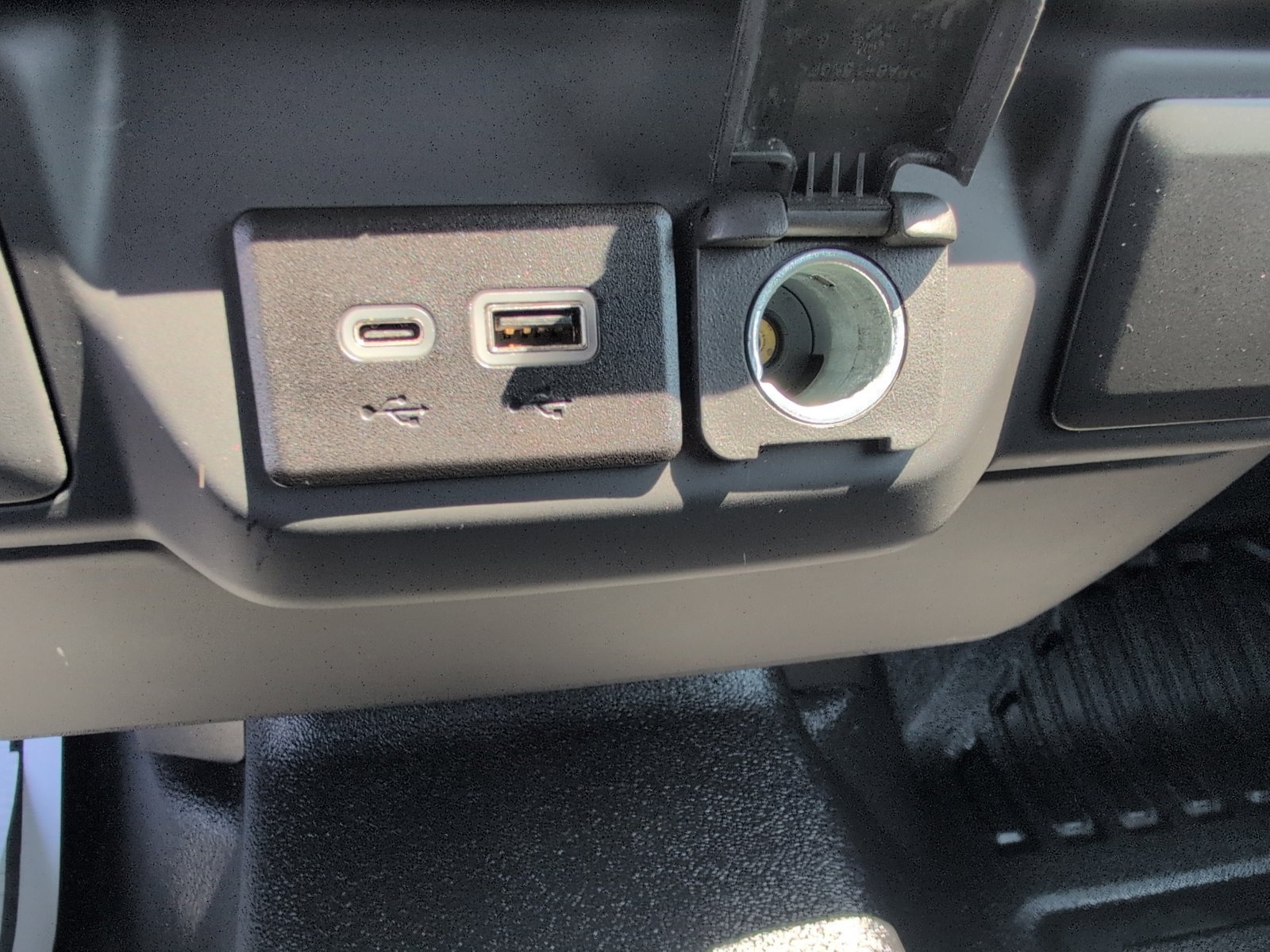 Used 2025 Chevrolet Silverado 1500 W/T RWD image 20