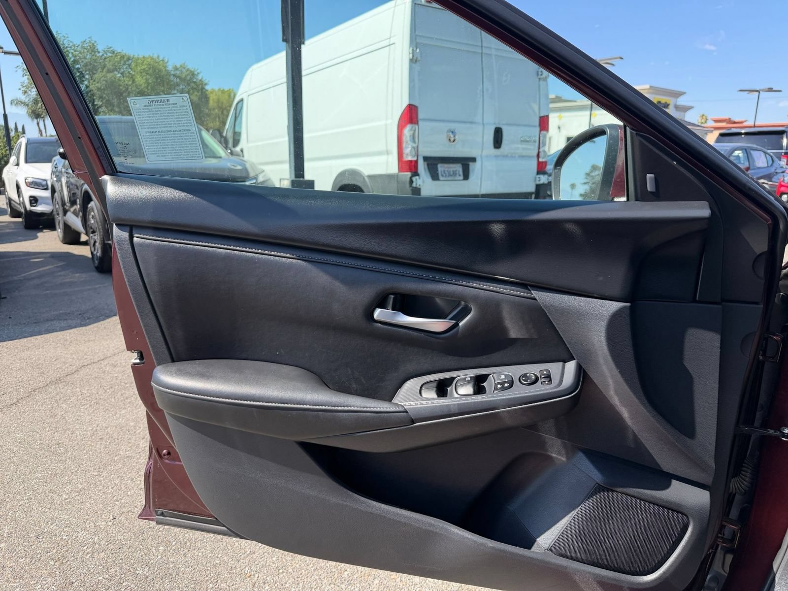 Used 2025 Nissan Sentra SV FWD image 18