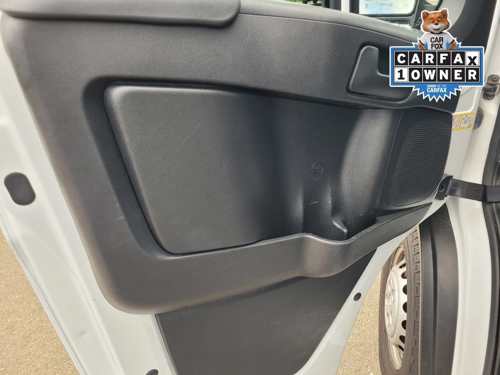 Used 2025 RAM ProMaster 2500 w/ Convenience Group FWD image 15