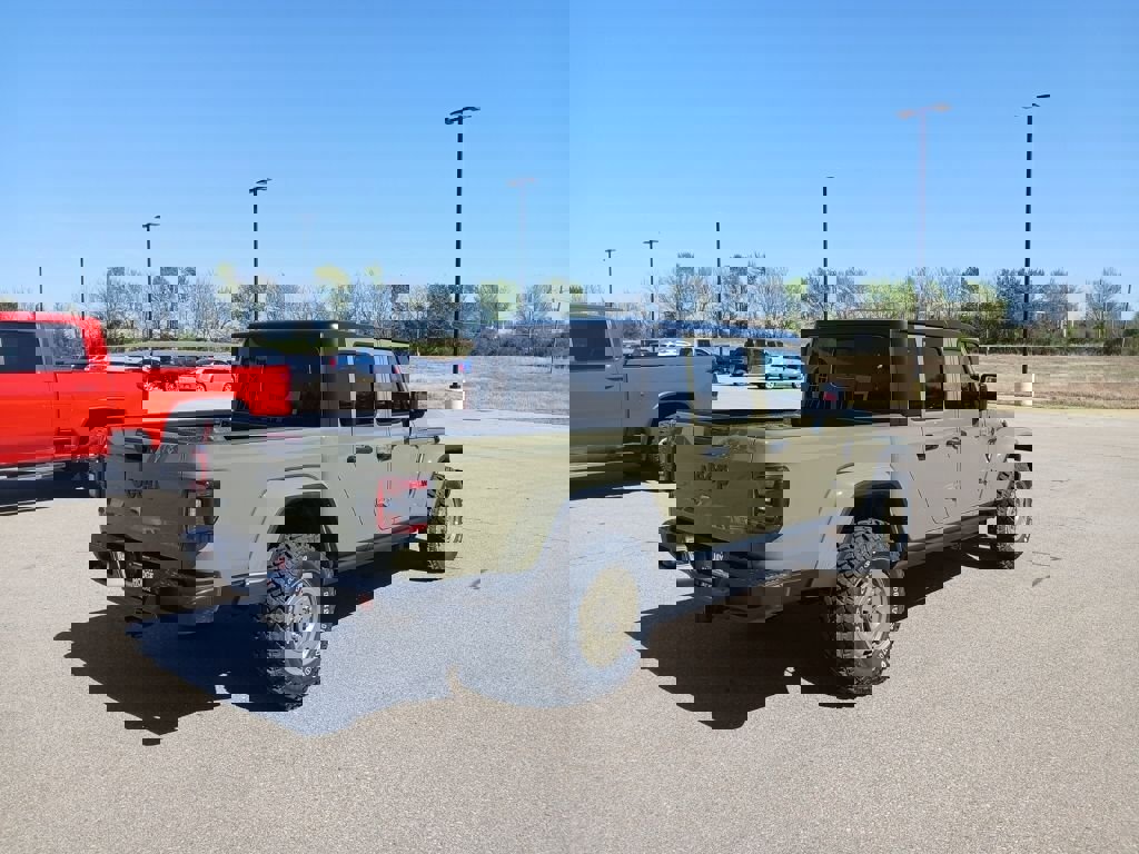 New 2026 Jeep Gladiator Willys image 8