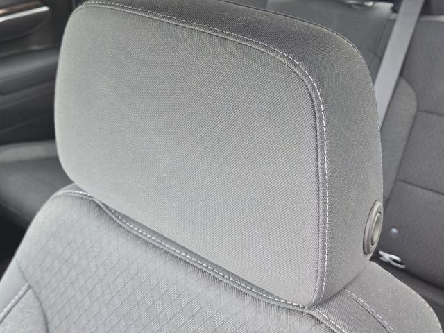 Used 2025 Chevrolet Silverado 1500 LT w/ Safety Package AWD/4WD image 15