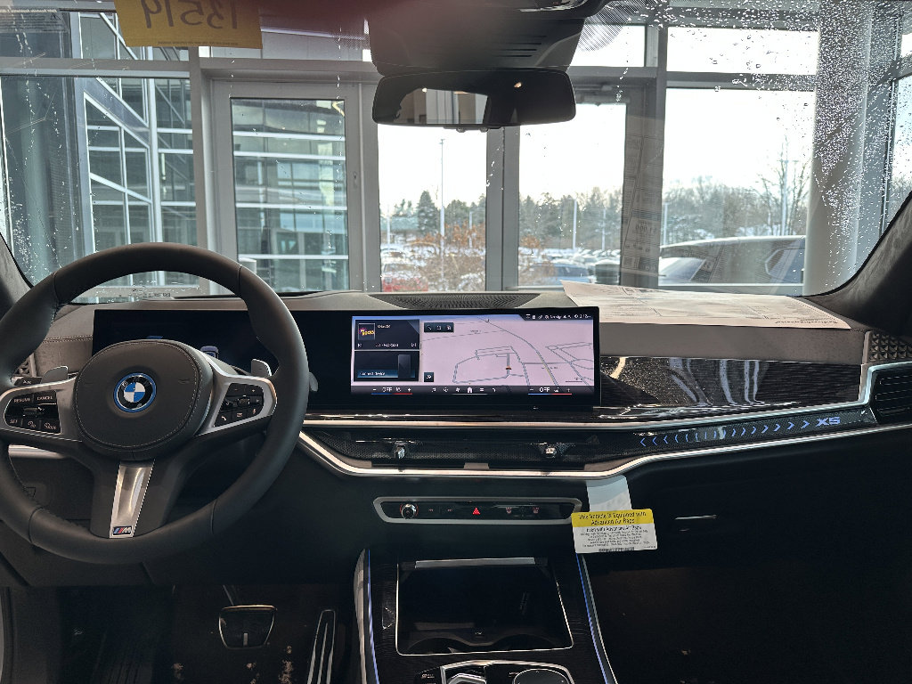 New 2026 BMW X5 xDrive50e w/ M Sport Package image 15