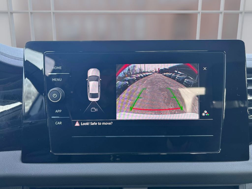 Used 2025 Volkswagen Jetta S image 27