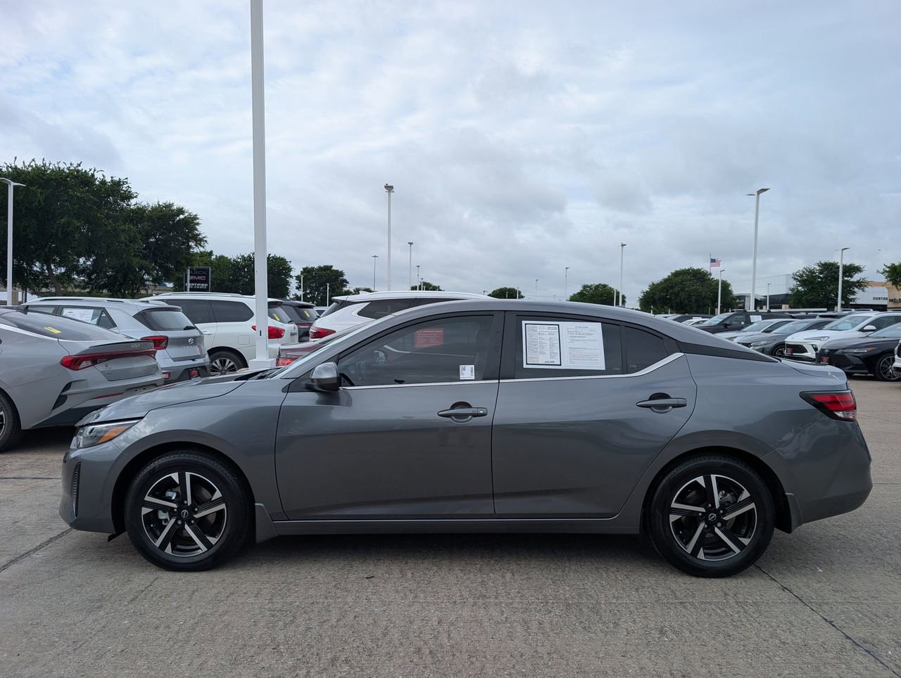 Certified 2025 Nissan Sentra SV w/ All-Weather Package FWD image 3
