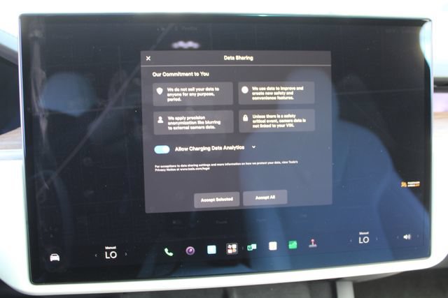 Used 2023 Tesla Model X AWD/4WD image 18