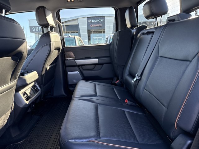 Used 2025 Ford F250 Lariat w/ Black Appearance Package AWD/4WD image 5