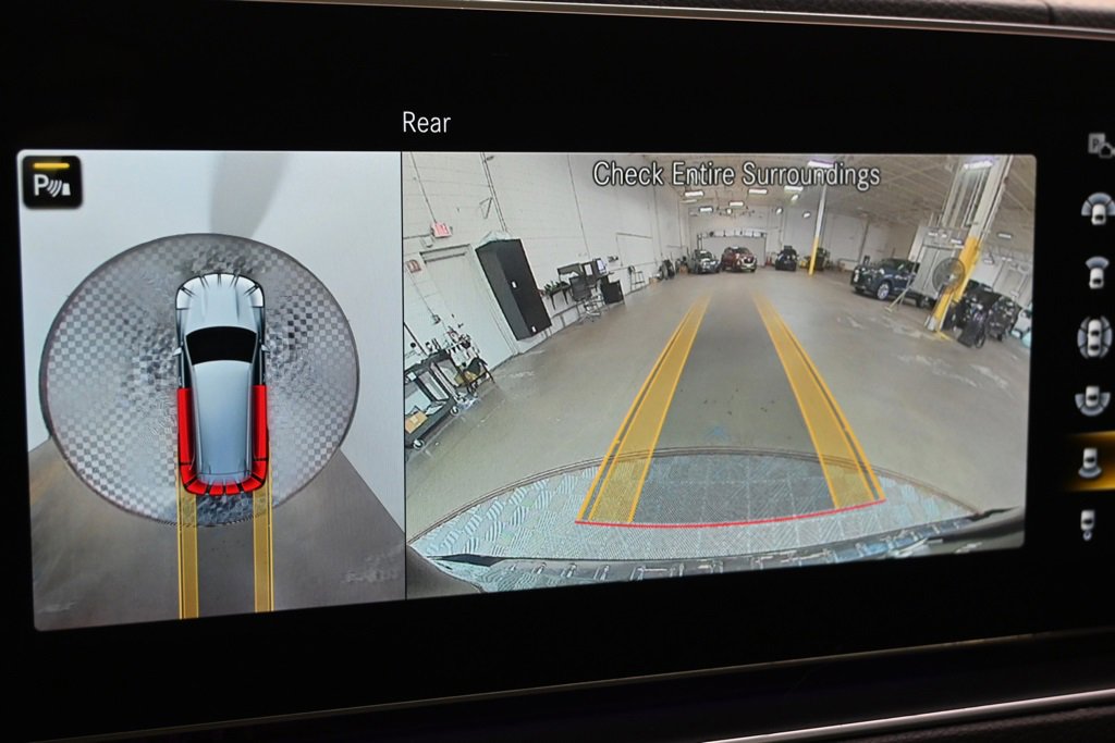 Used 2022 Mercedes-Benz GLS 450 4MATIC image 29